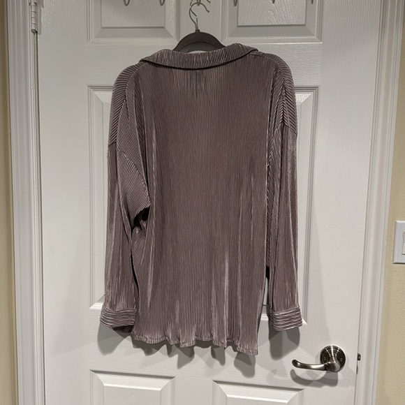 Plisse 2pc set - Picture 6 of 6